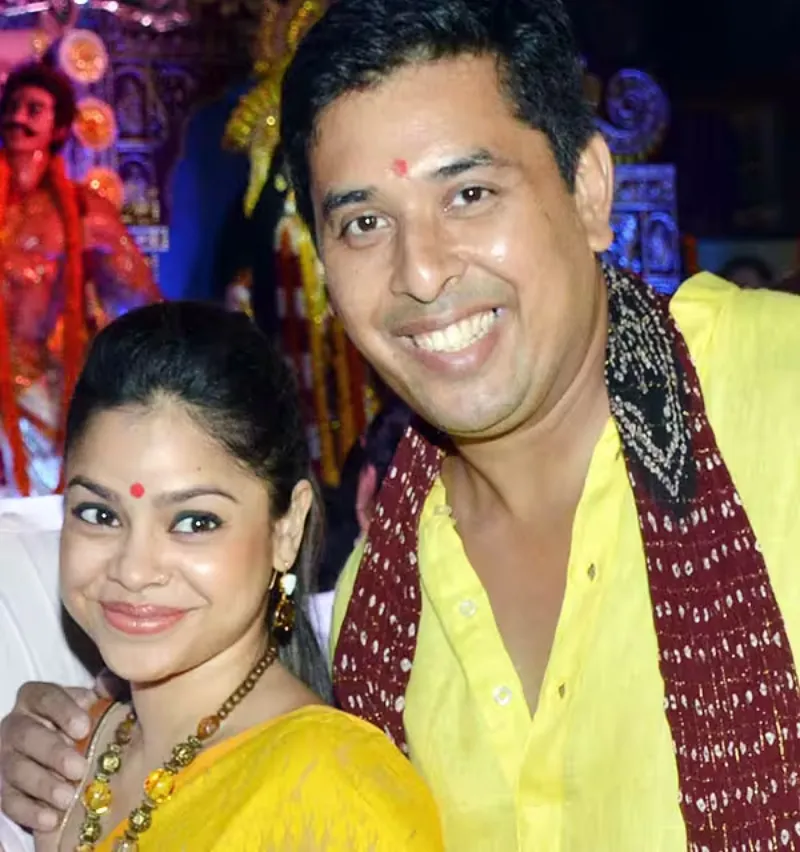 Sumona Chakravarti Husband